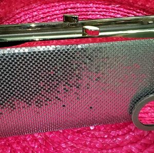 Valerie Stevens Silver Mesh Evening Clutch Purse